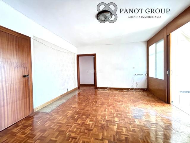 Piso en venta en Nou Barris, Barcelonès