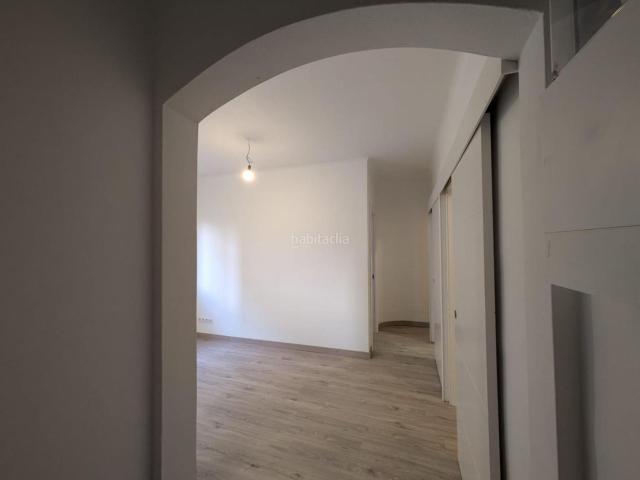Piso en venta en Barcelona, la Salut