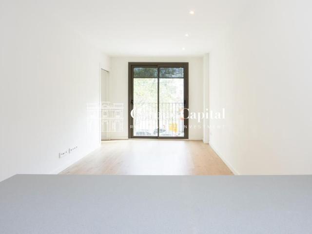 Piso en venta en Sant Martí, Barcelonès
