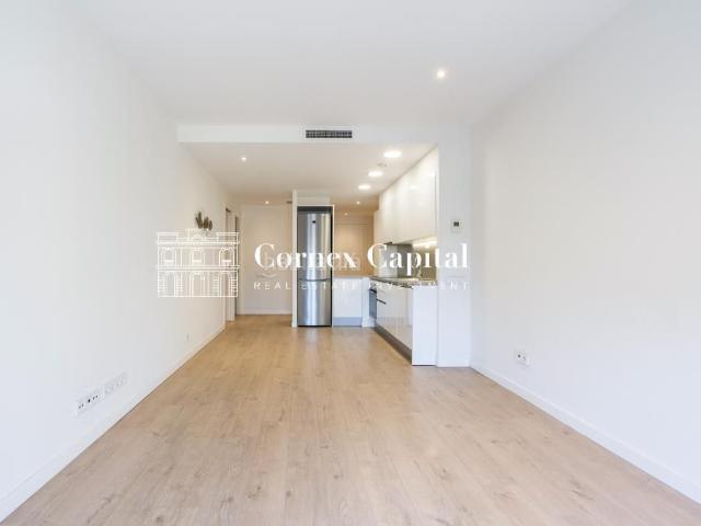 Piso en venta en Sant Martí, Barcelonès
