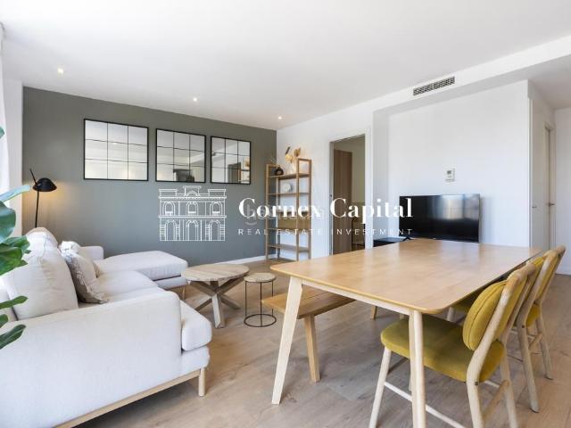 Piso en venta en Sant Martí, Barcelonès