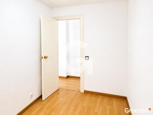 Piso en venta en Nou Barris, Barcelonès