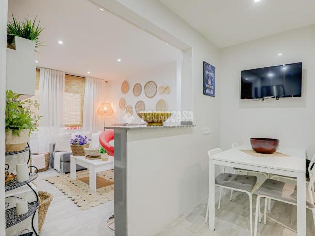 Piso en venta en Barcelona, les Roquetes