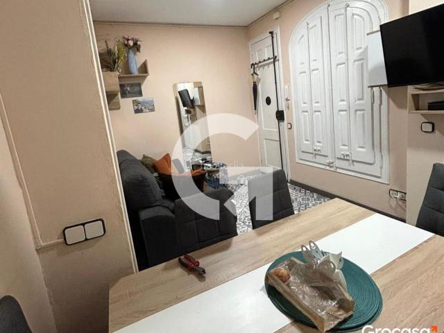 Piso en venta en Barcelona, Sants-Badal