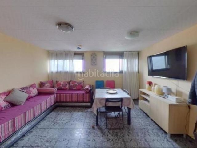 Piso en venta en Nou Barris, Barcelonès