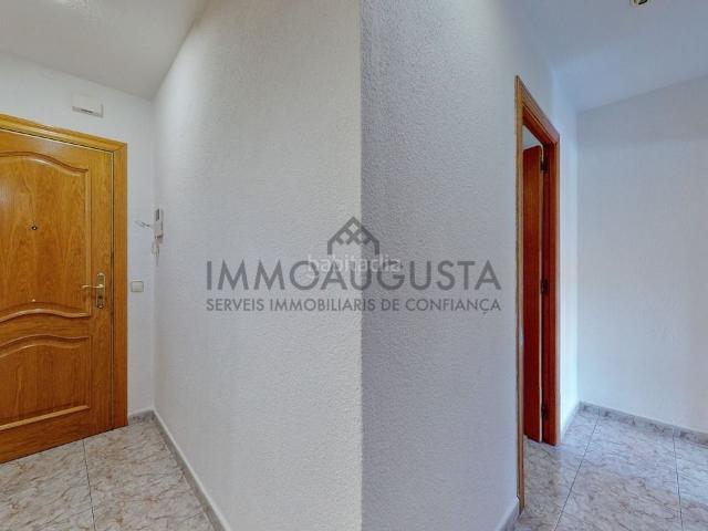Piso en venta en Nou Barris, Barcelonès