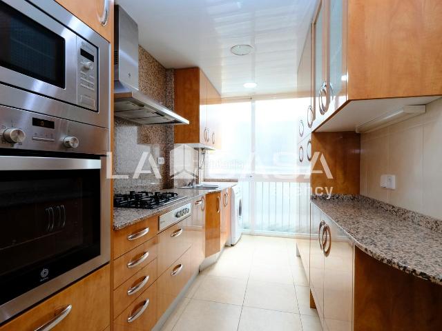 Piso en venta en Barcelona, Vilapicina i la Torre Llobeta