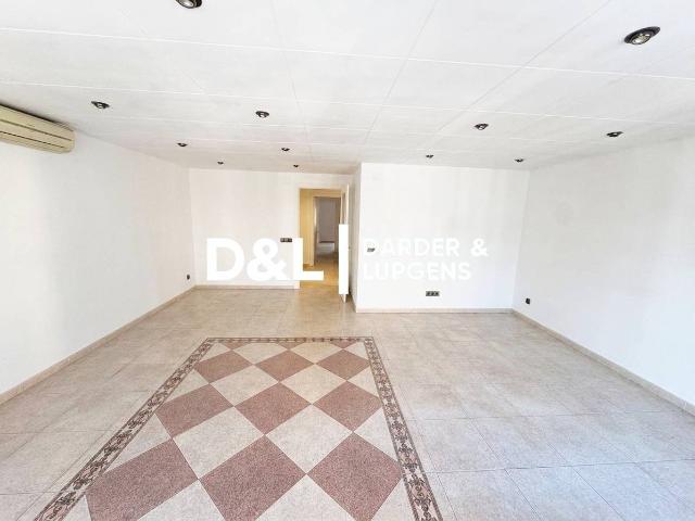 Piso en venta en Centrevila, Garraf