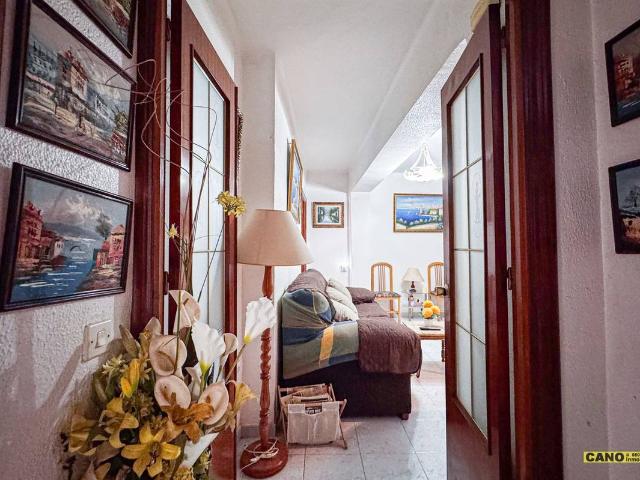 Piso en venta en Almería, Andalucía