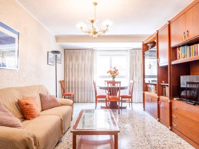Piso en venta en Casco Histórico, Zaragoza