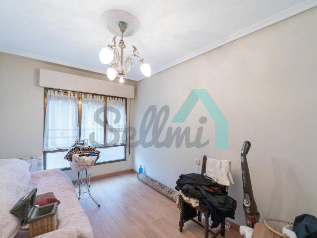 Piso en venta en Cimavilla, Gijón