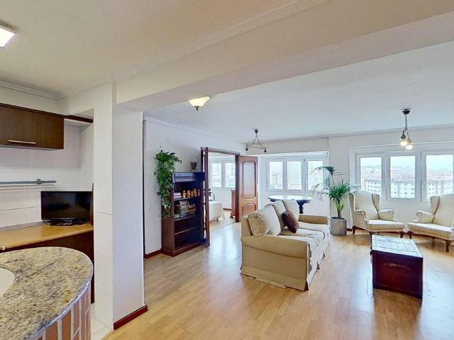 Piso en venta en Gijón, Asturias