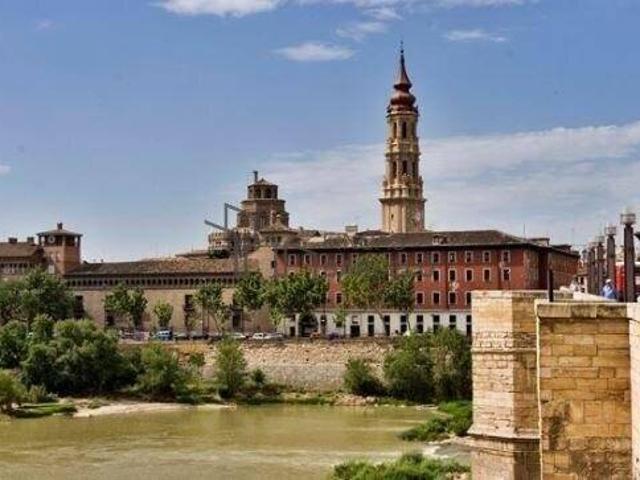 Piso en venta en Casco Histórico, Zaragoza