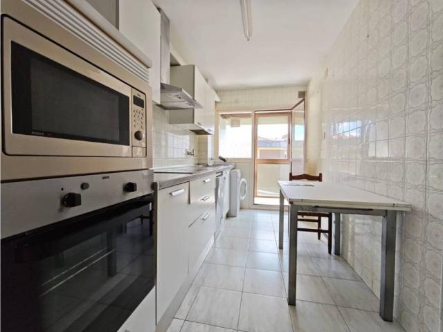 Piso en venta en Basauri, Guipúzcoa