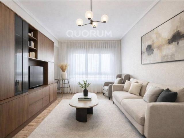 Piso en venta en Basauri, Guipúzcoa