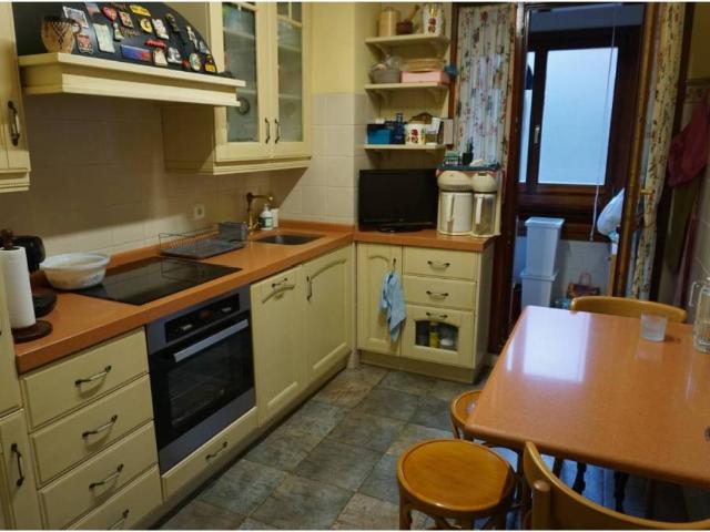 Piso en venta en Basauri, Guipúzcoa