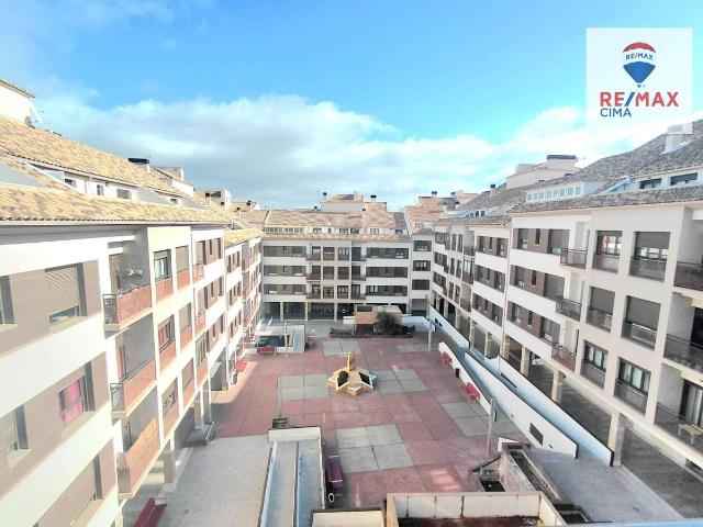 Piso en venta en Baza, Granada