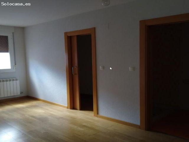 Piso en venta en Becerril De Campos, Castilla y León