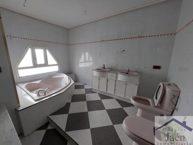 Piso en venta en Begíjar