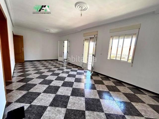 Piso en venta en Begíjar, Andalucía