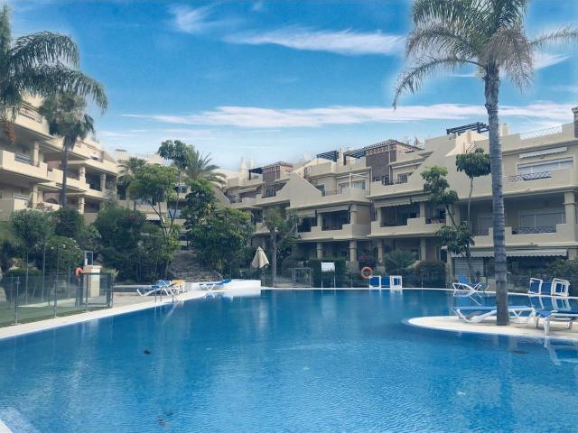 Piso en venta en Barriada Islas Canarias, Costa del Sol Occidental