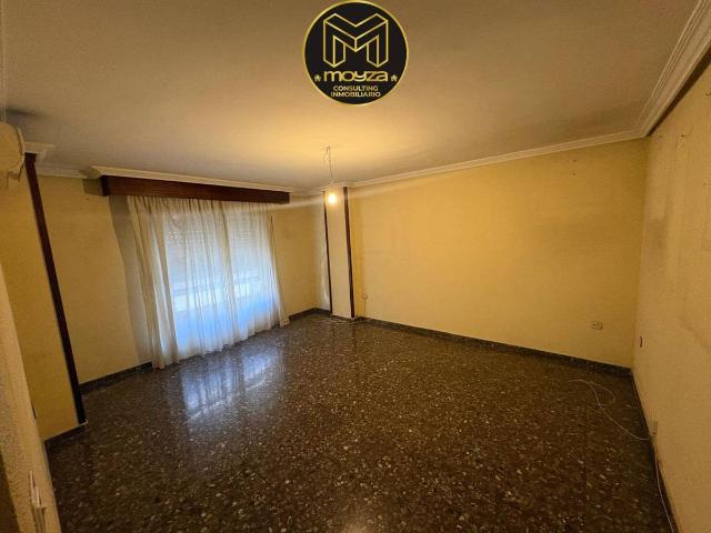 Piso en venta en San Bartolomé, Jaén