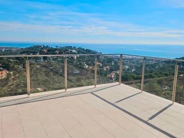 Piso en venta en Castelldefels, Centre