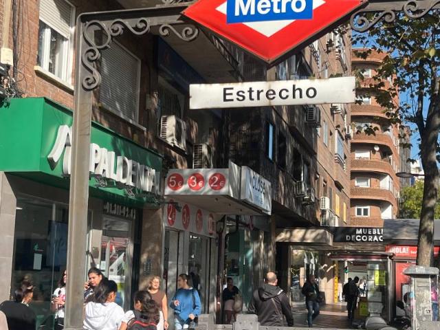 Piso en venta en Cortes, Madrid