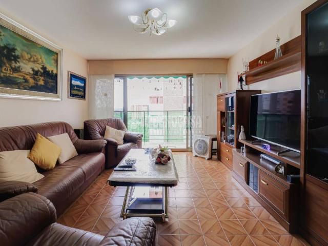 Piso en venta en L'hospitalet De Llobregat, Centre