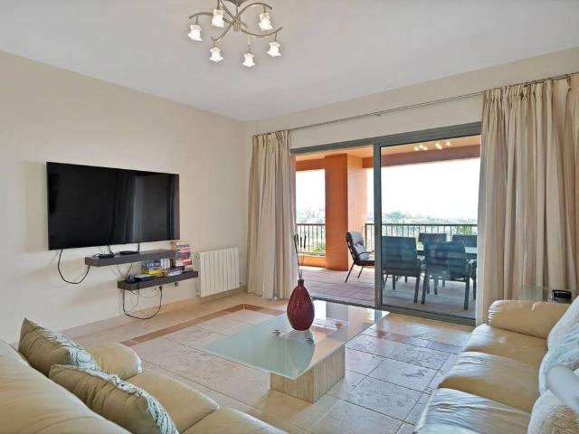 Piso en venta en La Alquería-El Paraíso, Costa del Sol Occidental