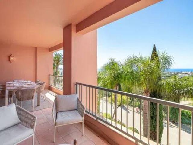 Piso en venta en La Alquería-El Paraíso, Costa del Sol Occidental