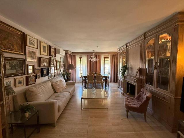 Piso en venta en Casco Antiguo - Santa Cruz - Ayuntamiento, l'Alacantí
