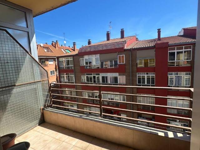Piso en venta en Benavente, Castilla y León