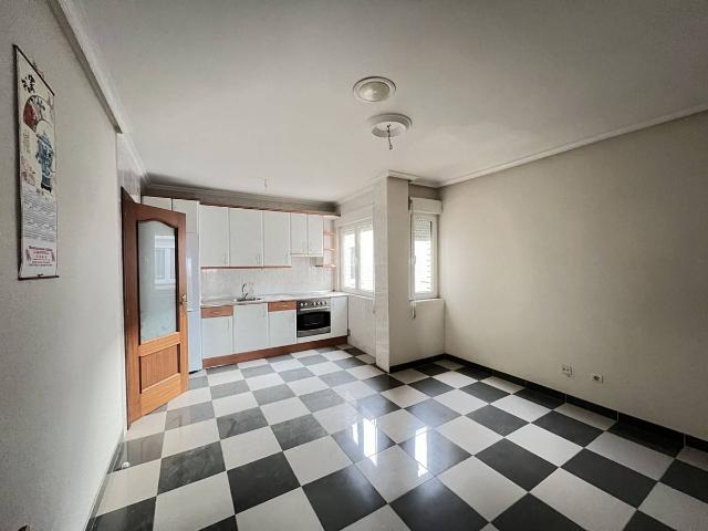 Piso en venta en Benavente, Castilla y León