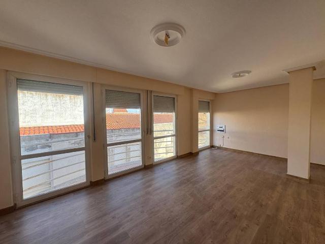 Piso en venta en Benavente, Zamora
