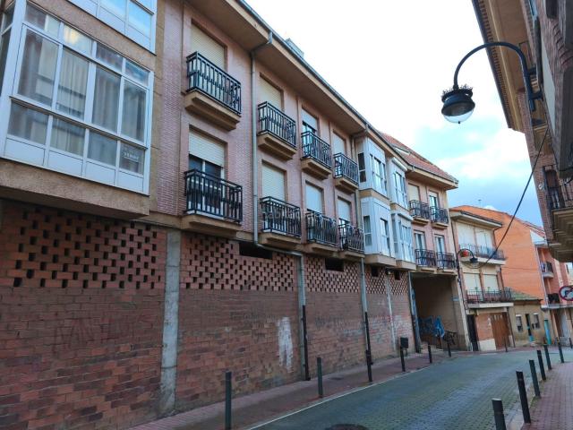 Piso en venta en Benavente, Castilla y León
