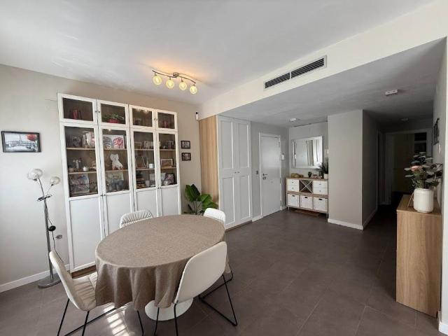 Piso en venta en Benetússer