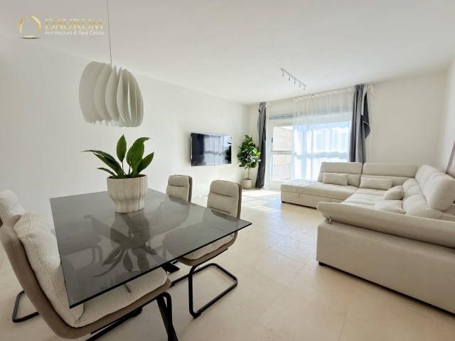 Piso en venta en Benifaió, València / Valencia
