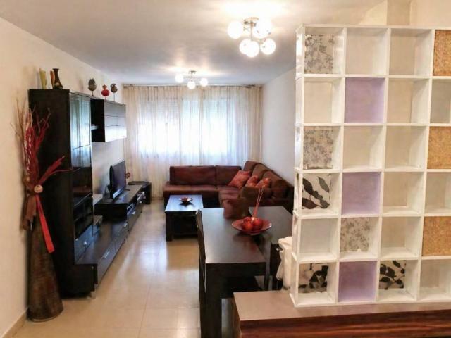 Piso en venta en Plaça El·líptica - República Argentina, Gandia