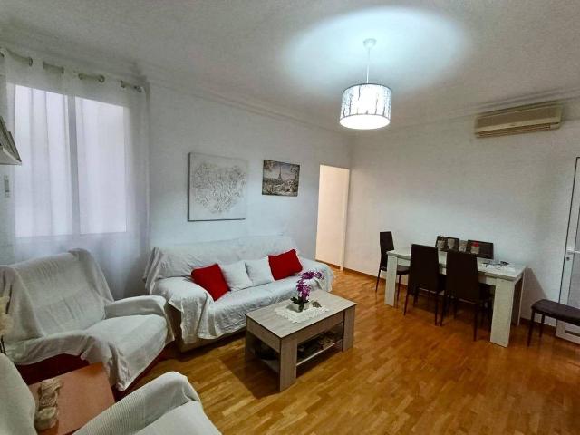 Piso en venta en Casco Antiguo - Santa Cruz - Ayuntamiento, l'Alacantí