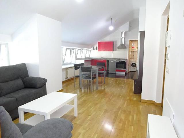 Piso en venta en Ames, Santiago