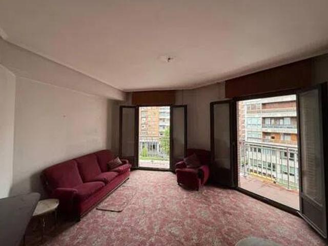 Piso en venta en Abando, Bilbao