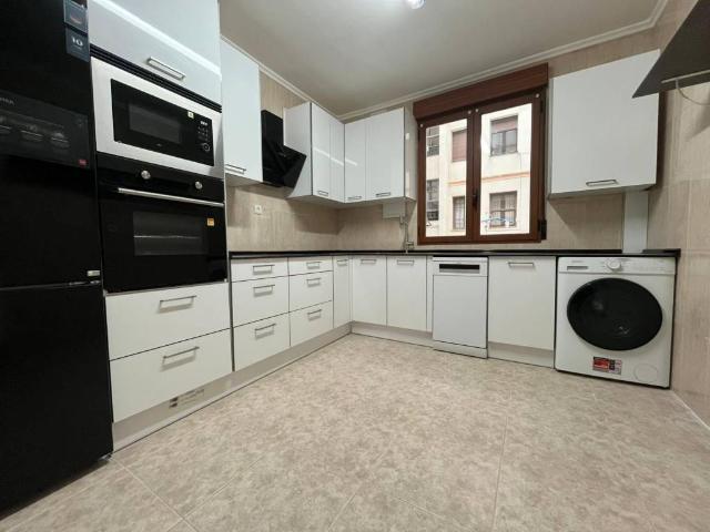Piso en venta en Basurtu-Zorrotza, Bilbao