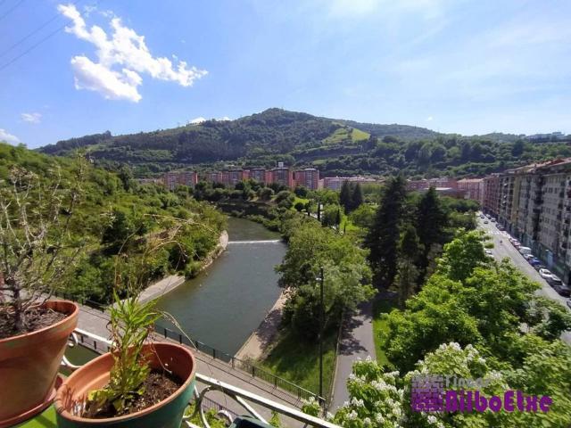 Piso en venta en Bilbao, Guipúzcoa