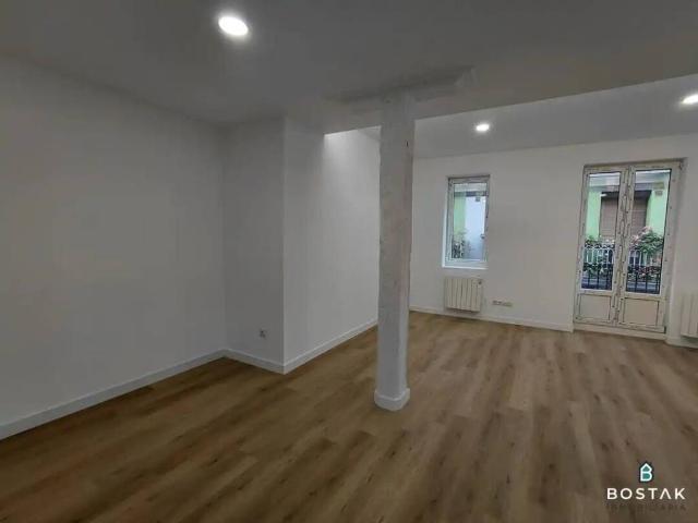 Piso en venta en Ibaiondo, Bilbao