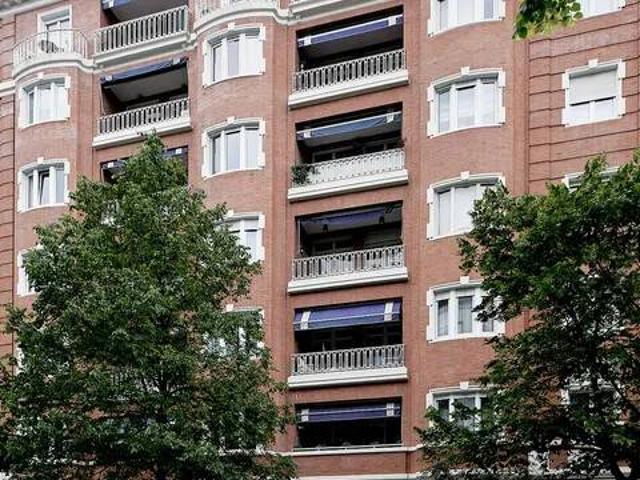 Piso en venta en Abando, Bilbao