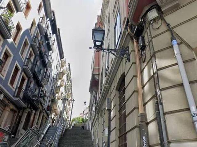 Piso en venta en Ibaiondo, Bilbao