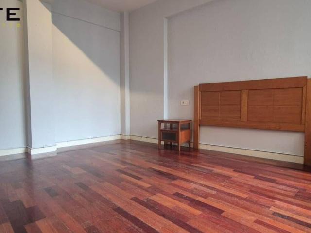 Piso en venta en Errekalde, Bilbao