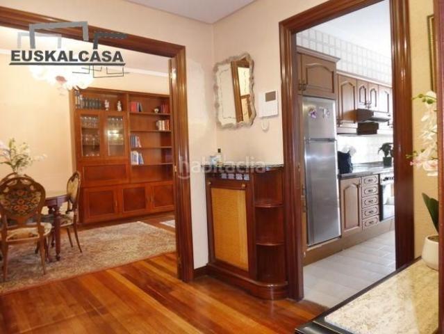 Piso en venta en Ibaiondo, Bilbao