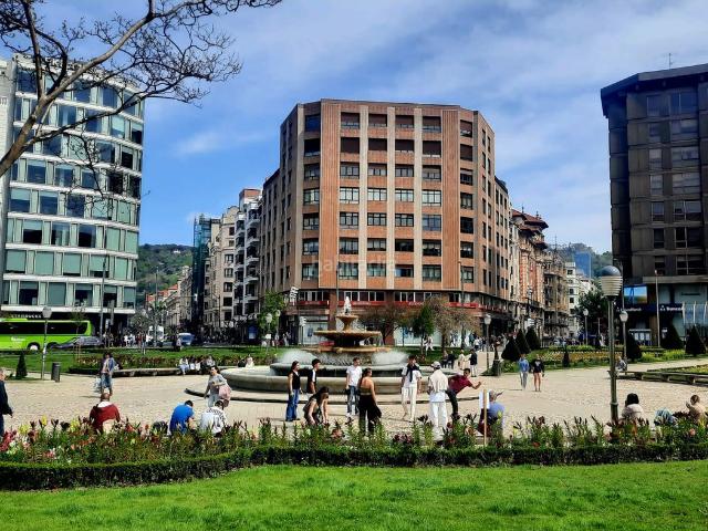 Piso en venta en Ibaiondo, Bilbao
